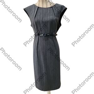 Connected APPAREL Elegant Gray Pinstripe CAP Sleeve Sheath Dress Size 10